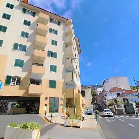 Elias Garcia Center Apartmán
