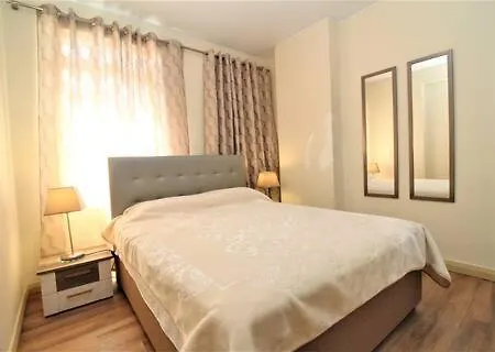 Elias Garcia Center Apartamento *